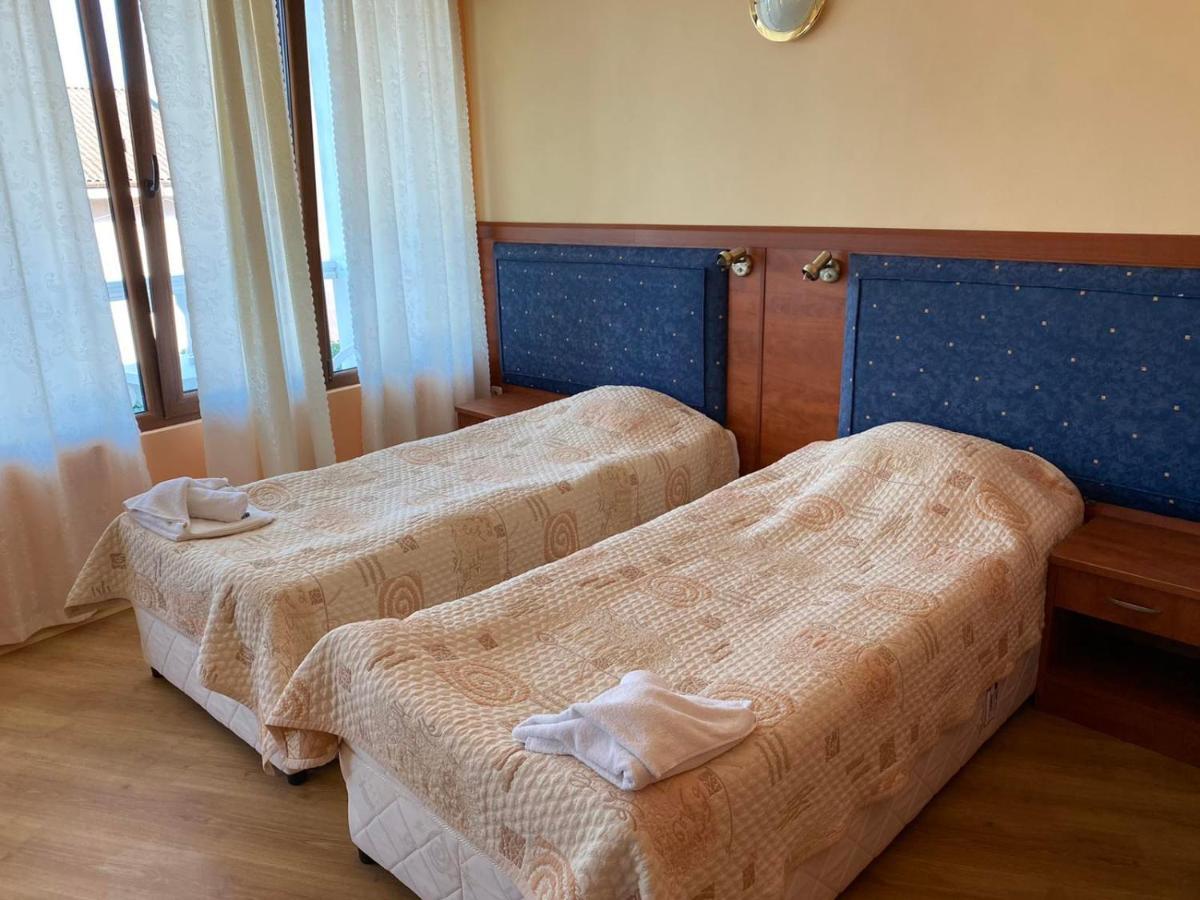 Pancho Family Hotel Кранево Экстерьер фото