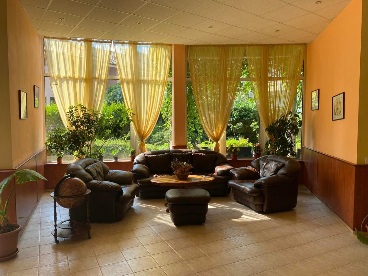 Pancho Family Hotel Кранево Экстерьер фото