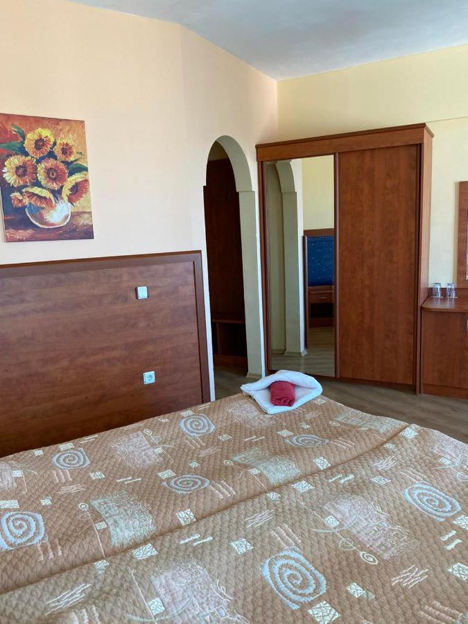 Pancho Family Hotel Кранево Экстерьер фото