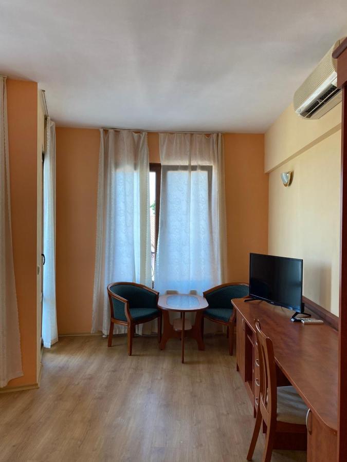 Pancho Family Hotel Кранево Экстерьер фото