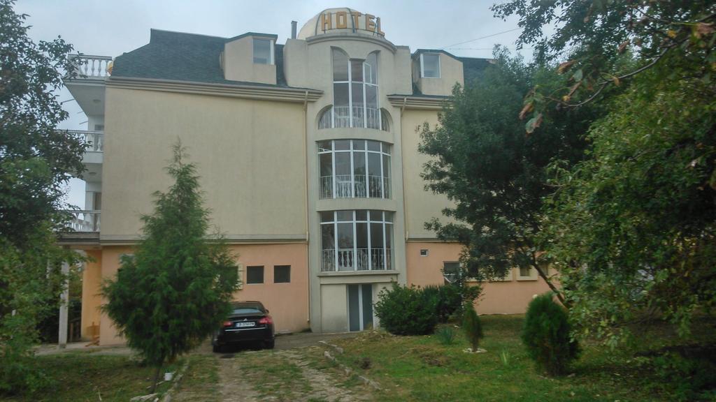 Pancho Family Hotel Кранево Экстерьер фото