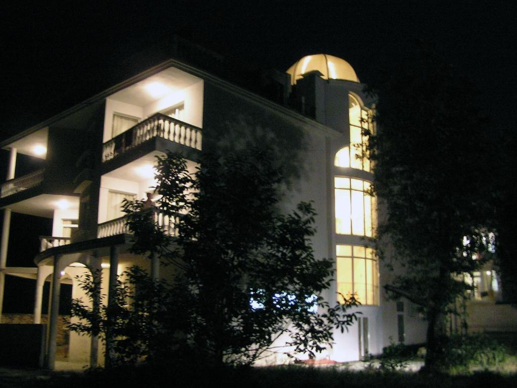 Pancho Family Hotel Кранево Экстерьер фото